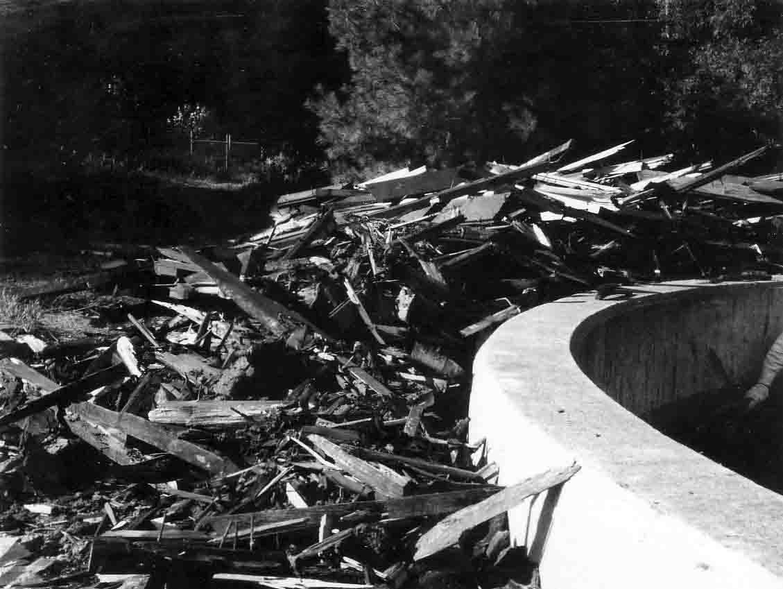 Richs Dugway rebuliding digester cover1962 (1)